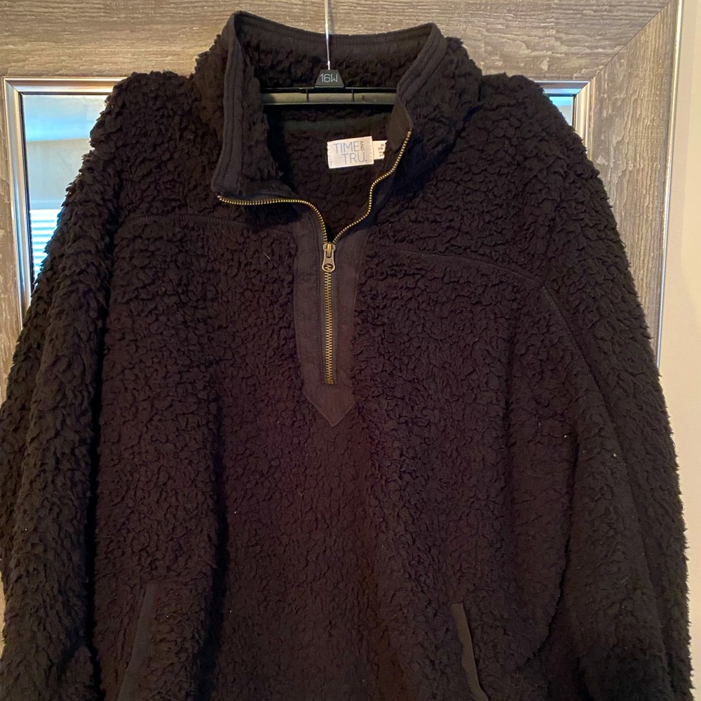 Long sleeve black super soft and super warm 3/4 zip up pullover